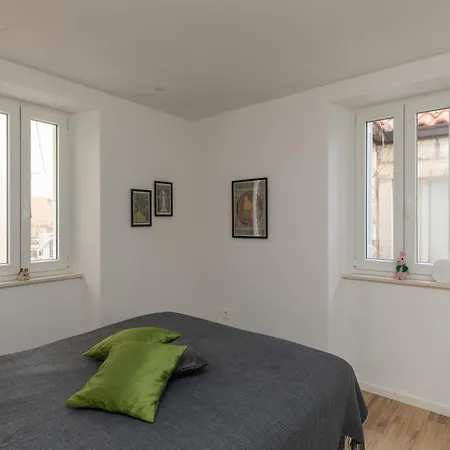 Odin - One Bedroom - 2 Apartament *